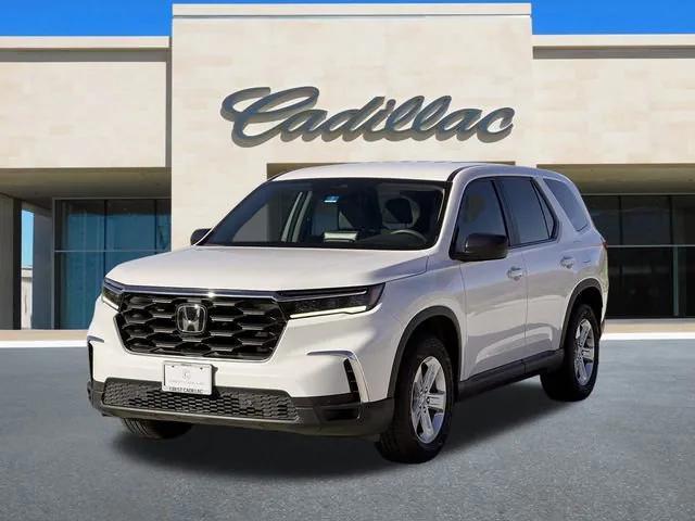 used 2023 Honda Pilot car, priced at $28,499