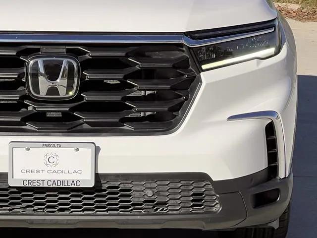 used 2023 Honda Pilot car, priced at $28,499