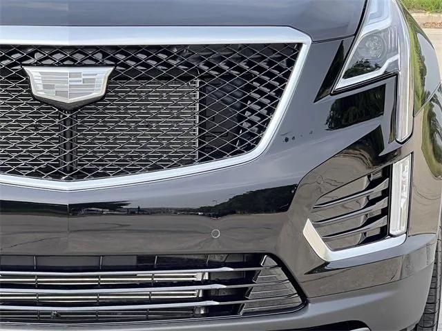 new 2025 Cadillac XT5 car, priced at $63,865