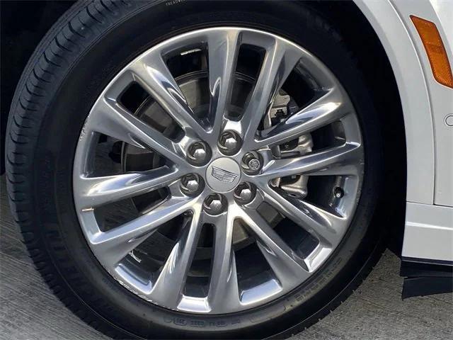 used 2021 Cadillac XT6 car, priced at $33,985