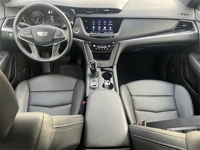 used 2025 Cadillac XT5 car, priced at $44,999