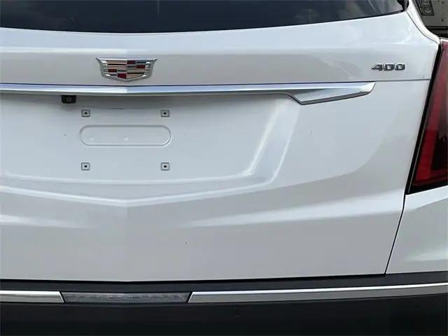 used 2025 Cadillac XT5 car, priced at $44,999