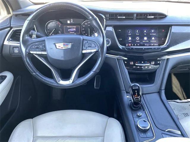 used 2021 Cadillac XT6 car, priced at $31,989