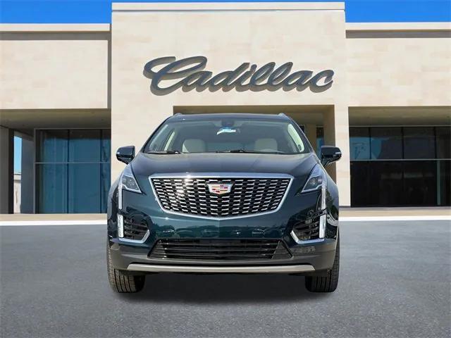 new 2025 Cadillac XT5 car, priced at $51,615