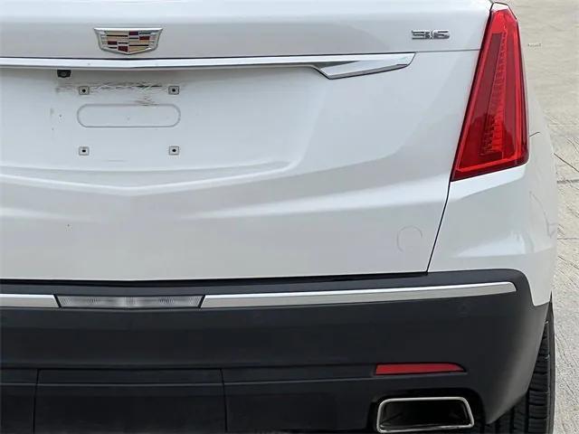 used 2017 Cadillac XT5 car, priced at $16,171