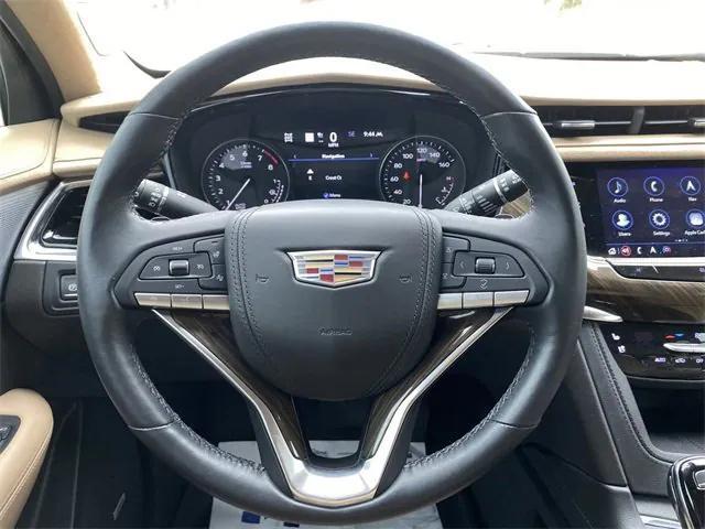 used 2021 Cadillac XT6 car, priced at $39,887