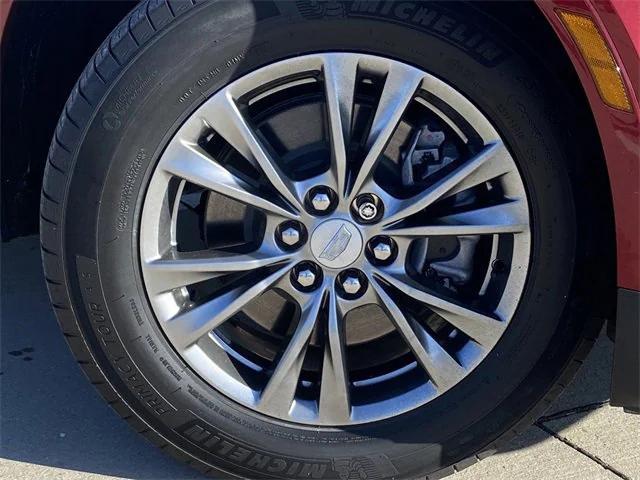 used 2021 Cadillac XT5 car, priced at $33,792