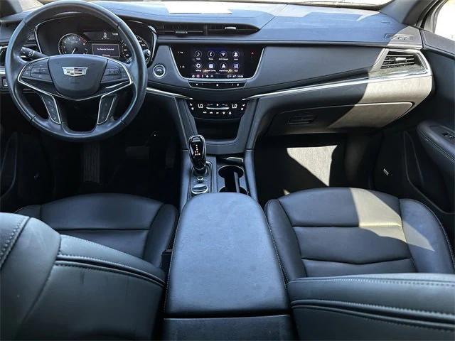 used 2021 Cadillac XT5 car, priced at $30,995