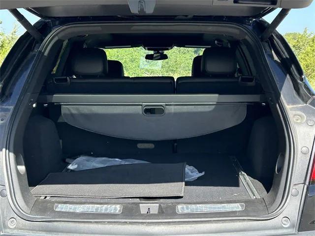 used 2021 Cadillac XT5 car, priced at $30,995