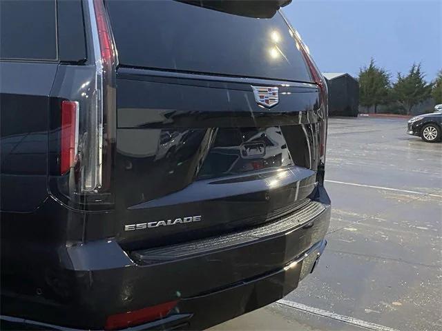 used 2024 Cadillac Escalade ESV car