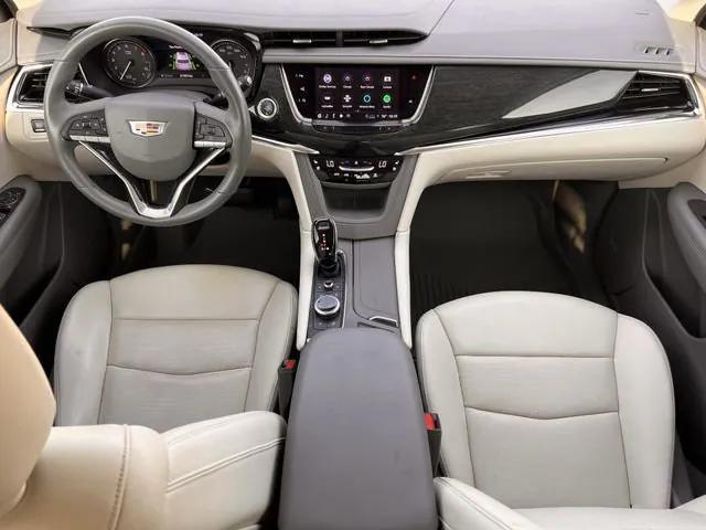used 2022 Cadillac XT6 car, priced at $34,999