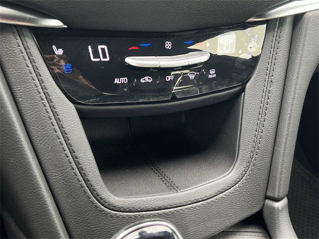 new 2025 Cadillac XT5 car, priced at $53,915