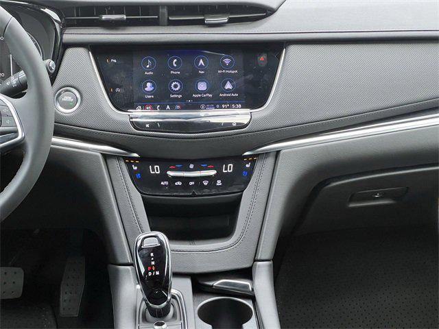 new 2025 Cadillac XT5 car, priced at $53,915
