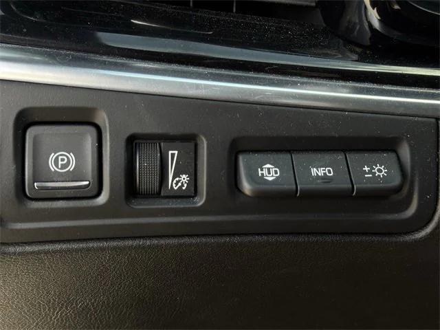 used 2020 Cadillac XT6 car, priced at $29,999