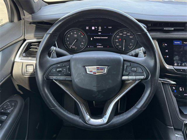 used 2020 Cadillac XT6 car, priced at $29,999
