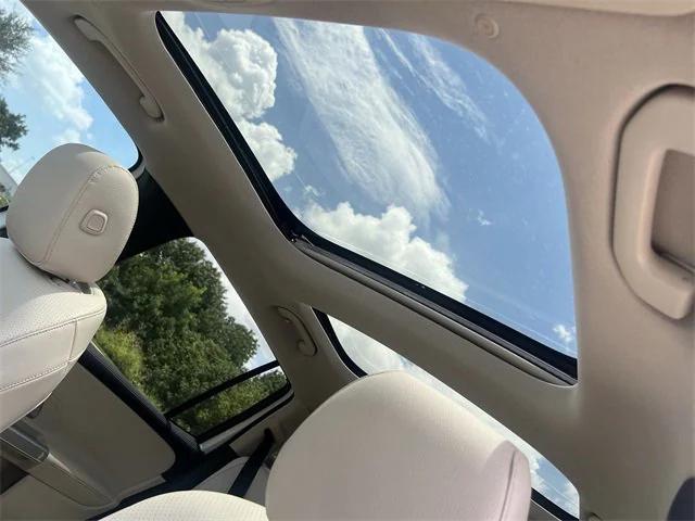 used 2021 Mercedes-Benz GLB 250 car, priced at $26,104