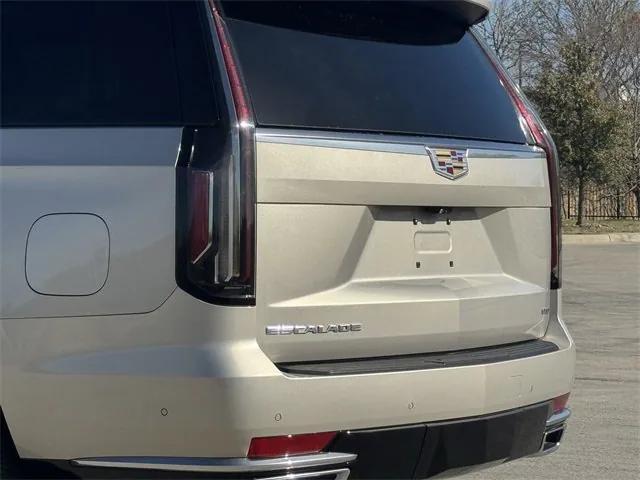 used 2023 Cadillac Escalade car, priced at $65,999