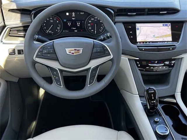 new 2025 Cadillac XT5 car, priced at $56,465