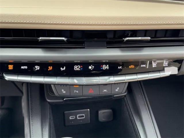 new 2025 Cadillac XT4 car, priced at $45,115