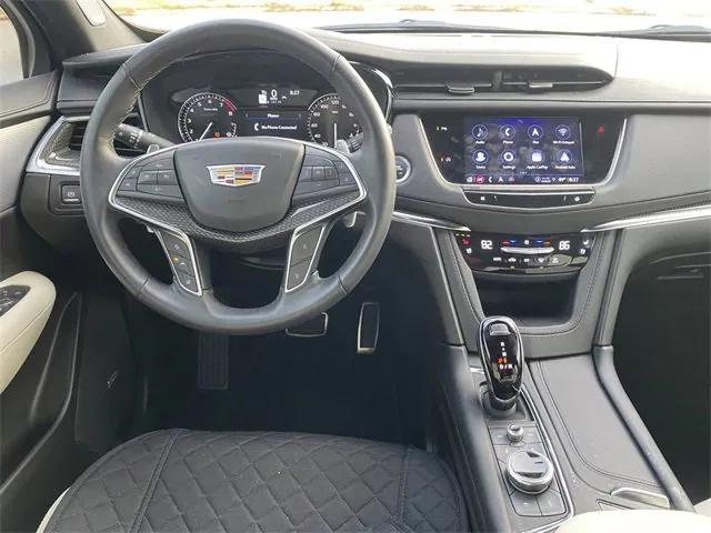 used 2024 Cadillac XT5 car, priced at $47,997