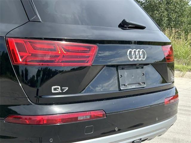 used 2017 Audi Q7 car, priced at $19,647