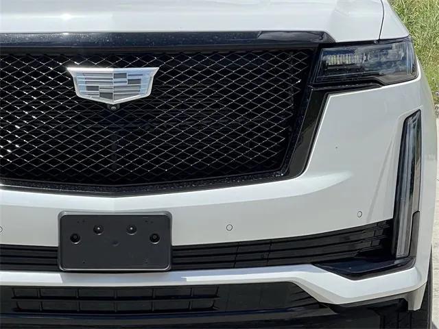 used 2021 Cadillac Escalade car, priced at $71,090