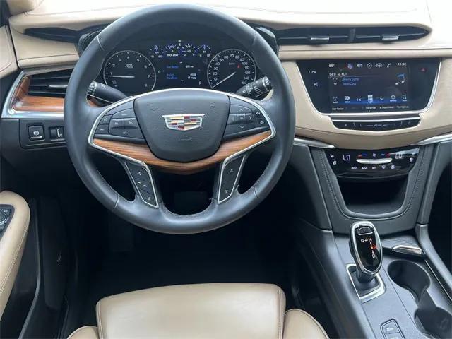 used 2017 Cadillac XT5 car, priced at $21,175