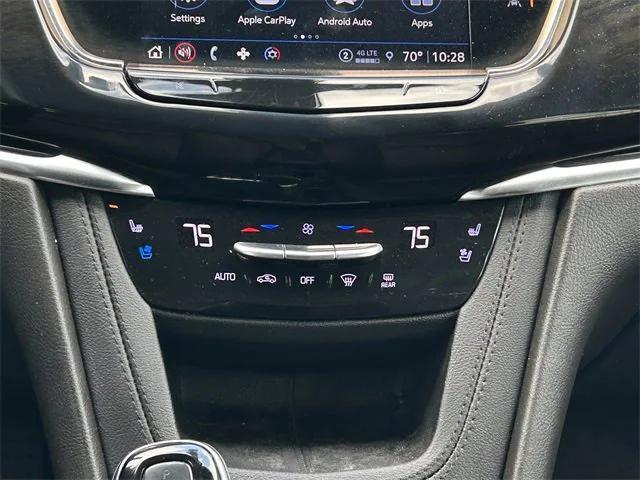 used 2022 Cadillac XT6 car, priced at $30,999