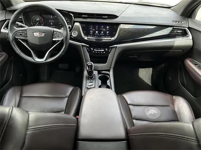 used 2022 Cadillac XT6 car, priced at $30,999