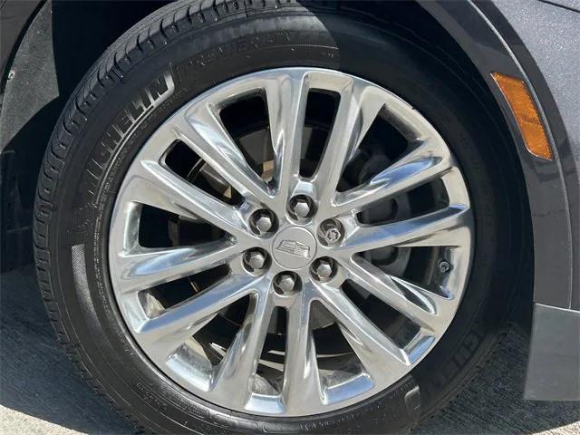 used 2017 Cadillac XT5 car, priced at $20,439