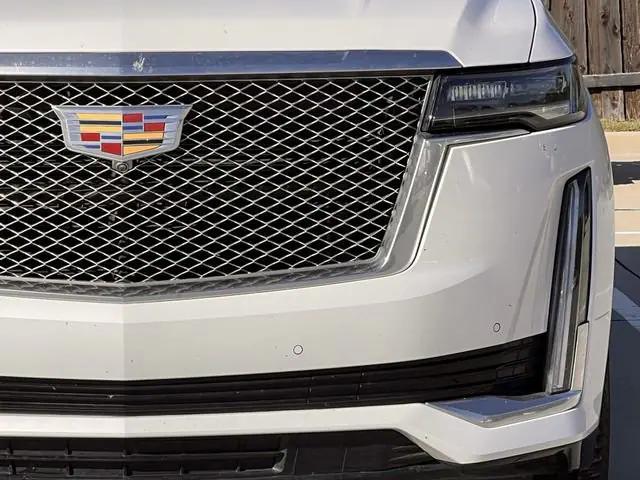 used 2023 Cadillac Escalade ESV car, priced at $74,999