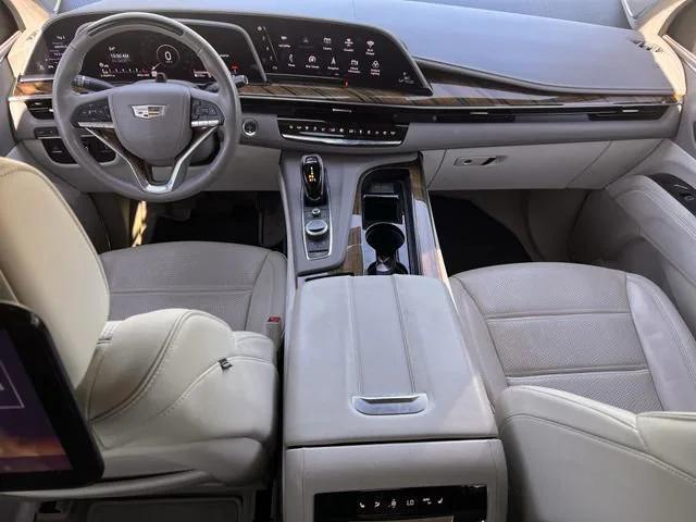 used 2023 Cadillac Escalade ESV car, priced at $74,999