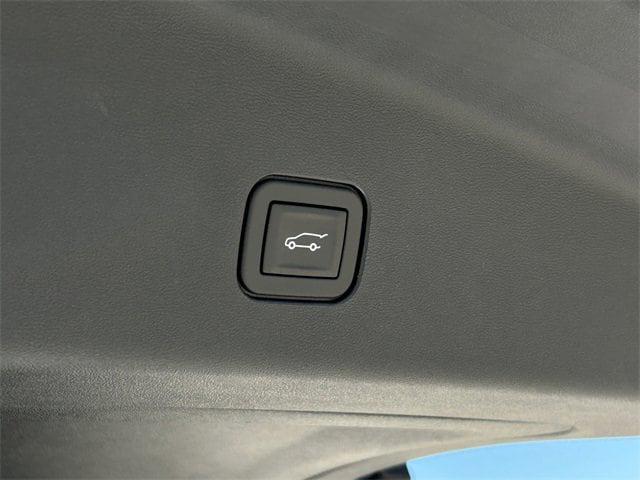 new 2026 Cadillac VISTIQ car, priced at $93,590