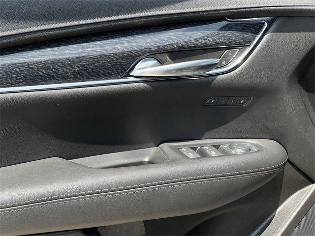 used 2022 Cadillac XT5 car, priced at $31,999
