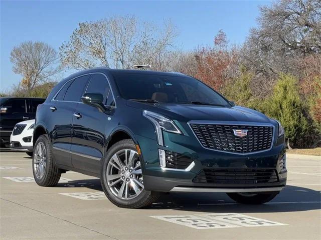 new 2025 Cadillac XT5 car, priced at $58,102