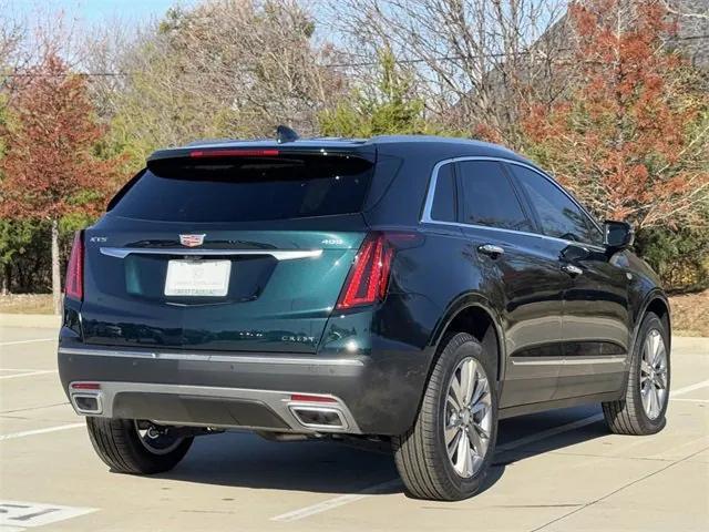 new 2025 Cadillac XT5 car, priced at $58,102