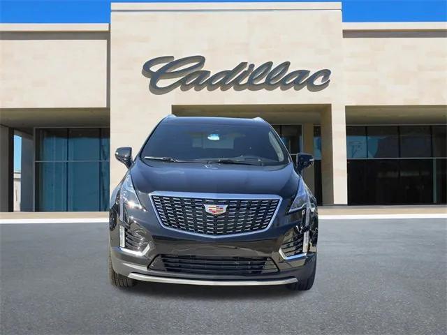 new 2025 Cadillac XT5 car, priced at $58,088