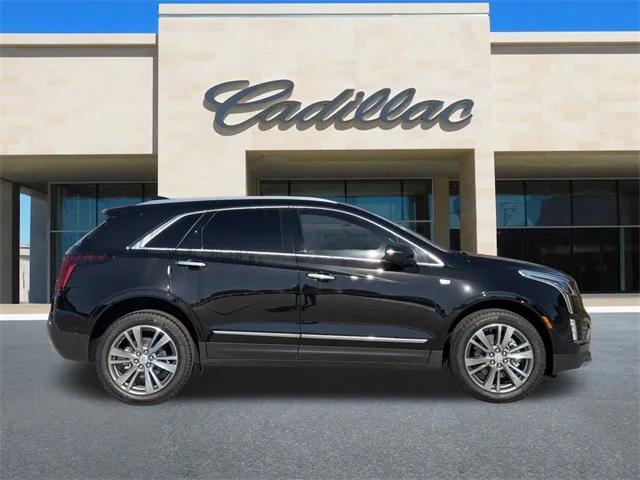 new 2025 Cadillac XT5 car, priced at $58,088