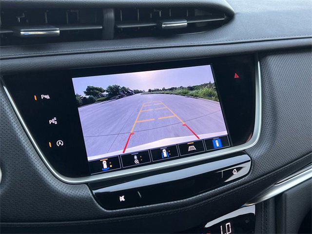 used 2022 Cadillac XT5 car, priced at $38,699