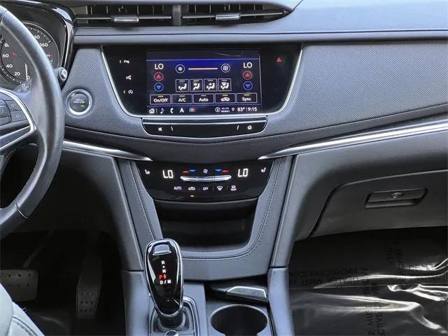 used 2022 Cadillac XT5 car, priced at $38,699