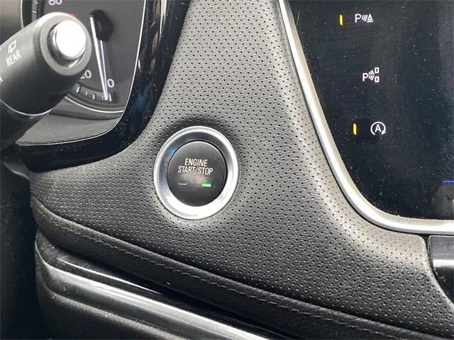 used 2021 Cadillac XT5 car, priced at $35,341