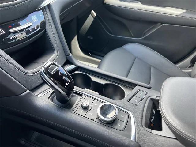 used 2021 Cadillac XT5 car, priced at $29,999
