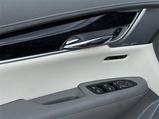 new 2025 Cadillac XT6 car, priced at $60,115