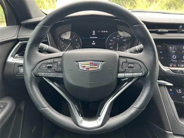 used 2021 Cadillac XT6 car, priced at $38,032