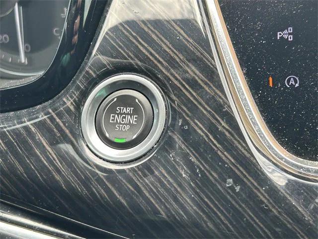 used 2021 Cadillac XT6 car, priced at $38,032