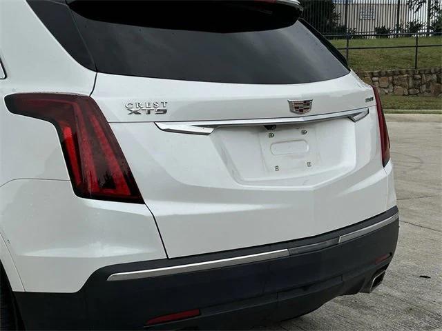 used 2022 Cadillac XT5 car, priced at $27,747