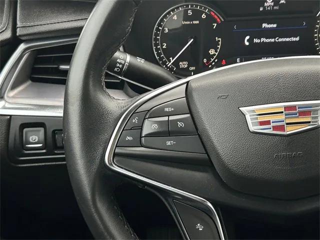used 2022 Cadillac XT5 car, priced at $27,747