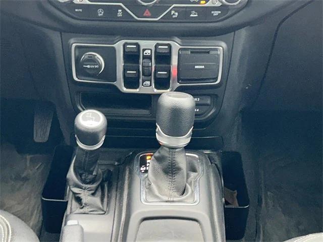 used 2021 Jeep Gladiator car, priced at $30,956