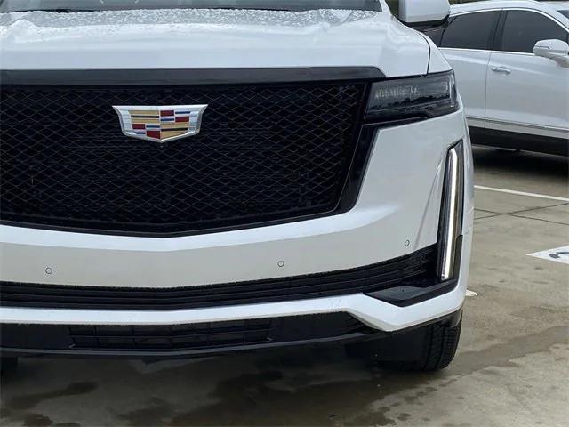 new 2024 Cadillac Escalade ESV car, priced at $111,715