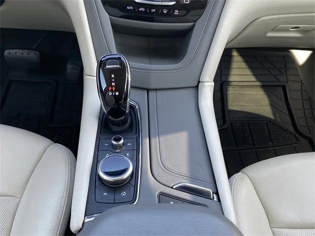 used 2020 Cadillac XT5 car, priced at $28,326